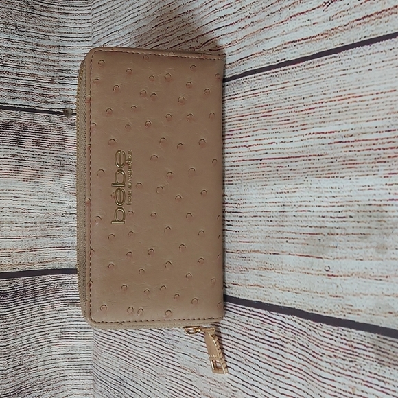 bebe Handbags - Bebe Los Angeles Wallet